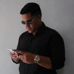 Levi  Correia